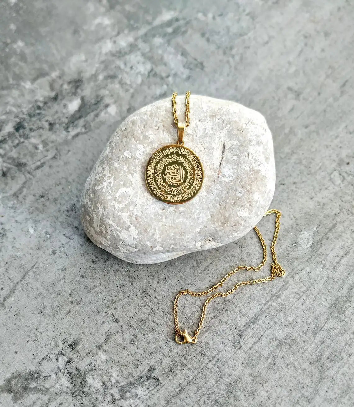 Ayatul Kursi & Four Qul Necklace – Two-Sided Islamic Pendant - Unisex Stainless Steel Jewelry