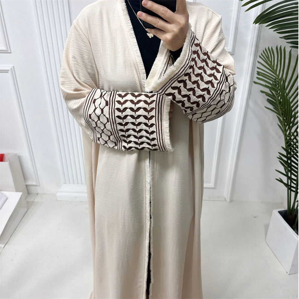 Kimono-Style Abaya – Caftan, Kebaya Dress, and Djellaba for Women
