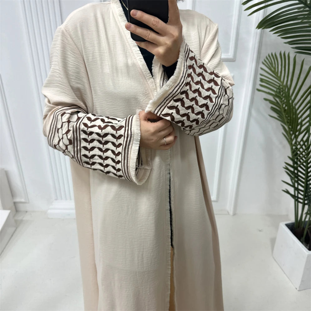 Kimono-Style Abaya – Caftan, Kebaya Dress, and Djellaba for Women