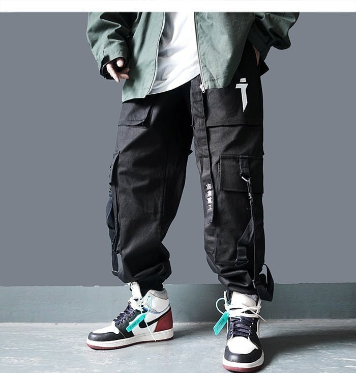 TECHWEAR CARGO PANTS FOR MEN