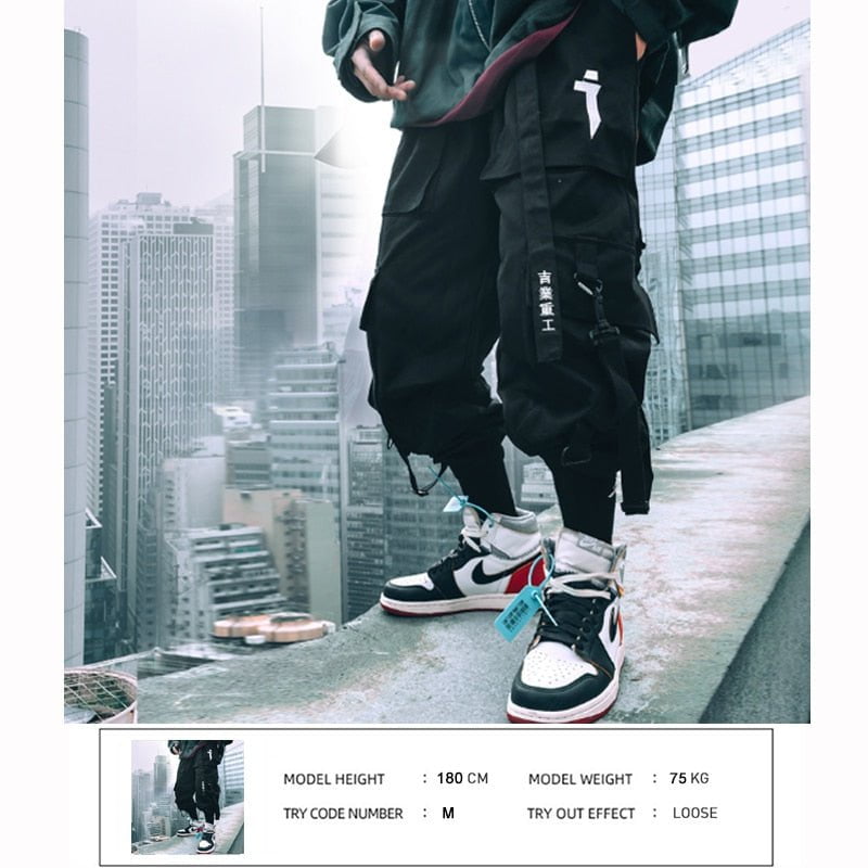 TECHWEAR CARGO PANTS FOR MEN