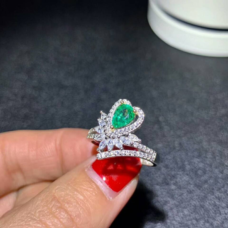 HAND CRAFTED GENUINE EMERALD RING FOR WOMEN