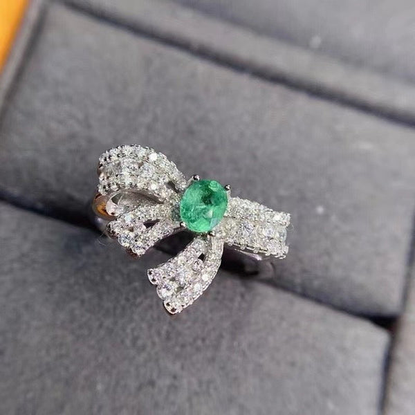 EMERALD NATURAL MADE BOW STYLE WITH 925 REAL SILVER RING FOR LADIES