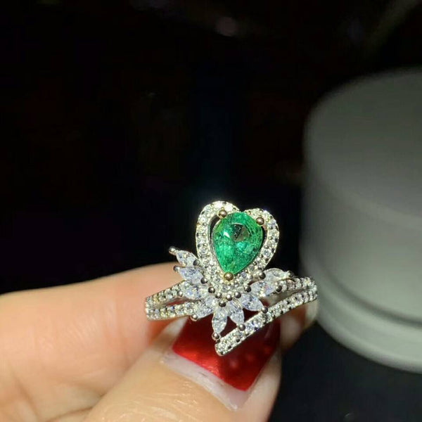 HAND CRAFTED GENUINE EMERALD RING FOR WOMEN