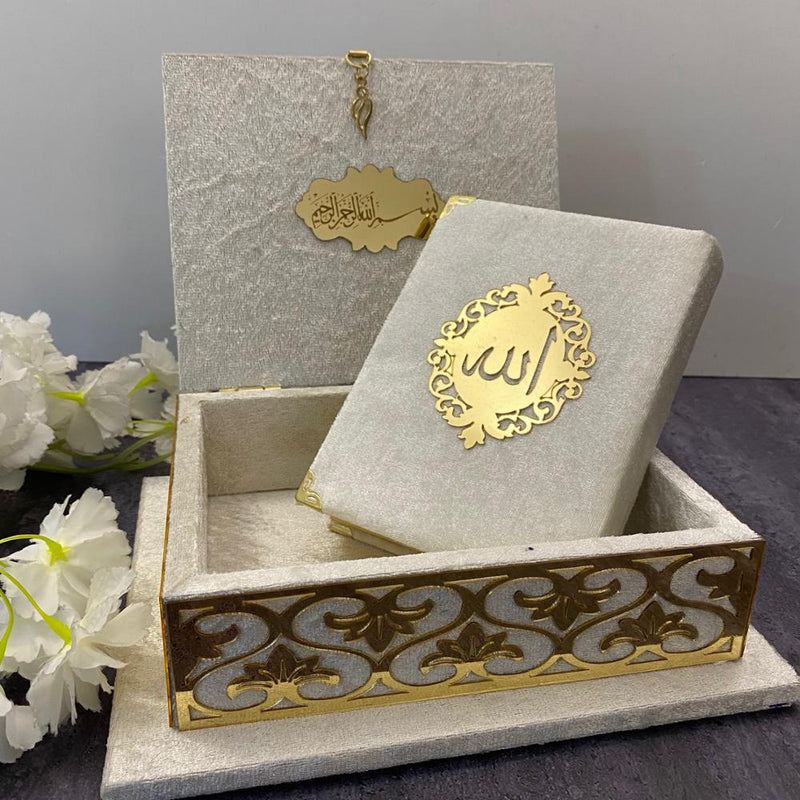 Holy Quran Gift Set Velvet Covered Koran
