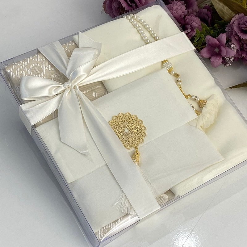 Quran Islamic Gift Set Black Velvet Yaseen Gift Set