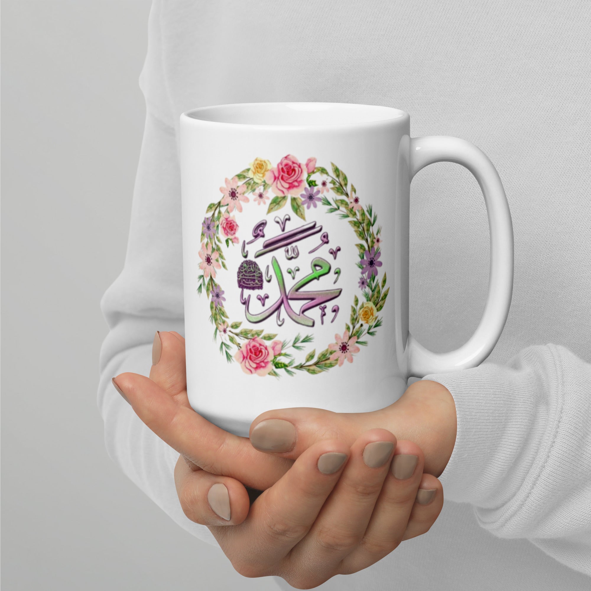 Muhammadan White Flowers glossy mug